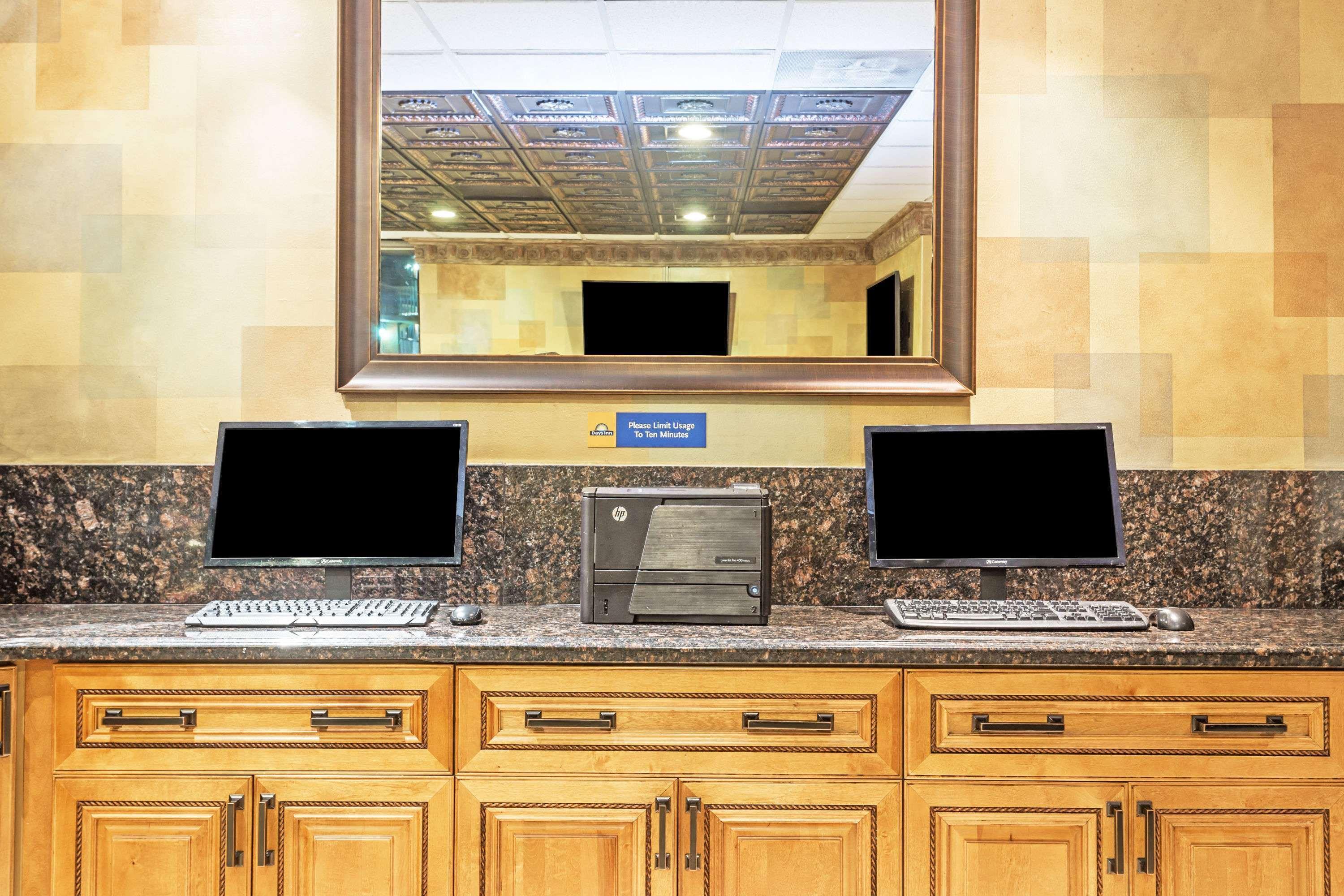 Days Inn By Wyndham Fort Lauderdale-Oakland Park Airport N Zewnętrze zdjęcie