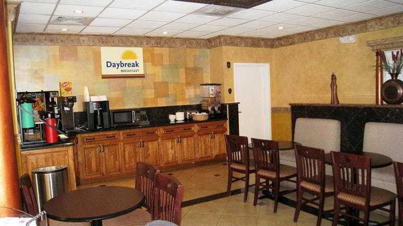 Days Inn By Wyndham Fort Lauderdale-Oakland Park Airport N Zewnętrze zdjęcie